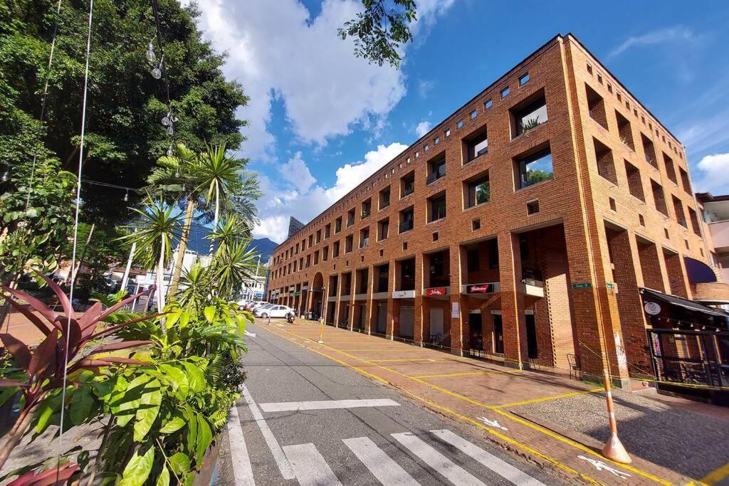En Parque Del Poblado Apartment Medellin
