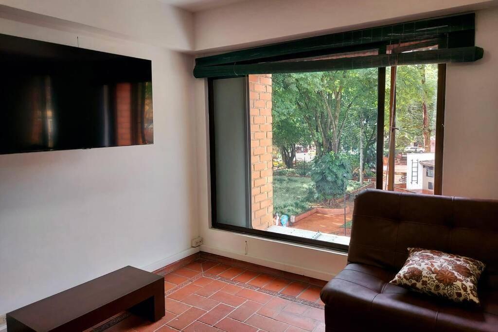 Apartment En Parque Del Poblado