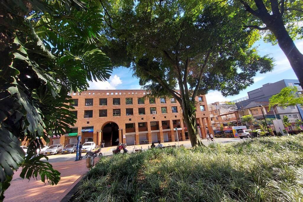 En Parque Del Poblado